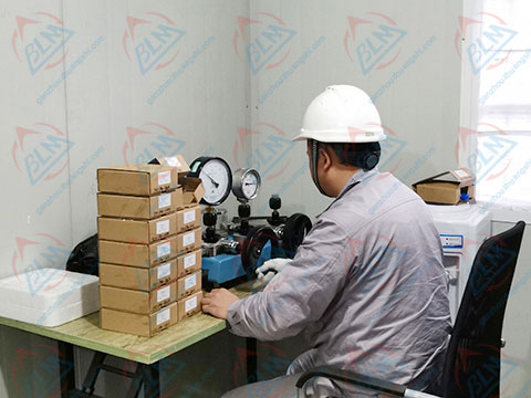 建材草莓视频网站黄图片